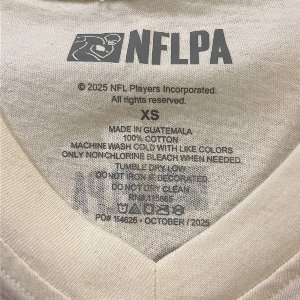 NFLPA Travis Kelce V-Neck T-Shirt - Picture 2 of 4